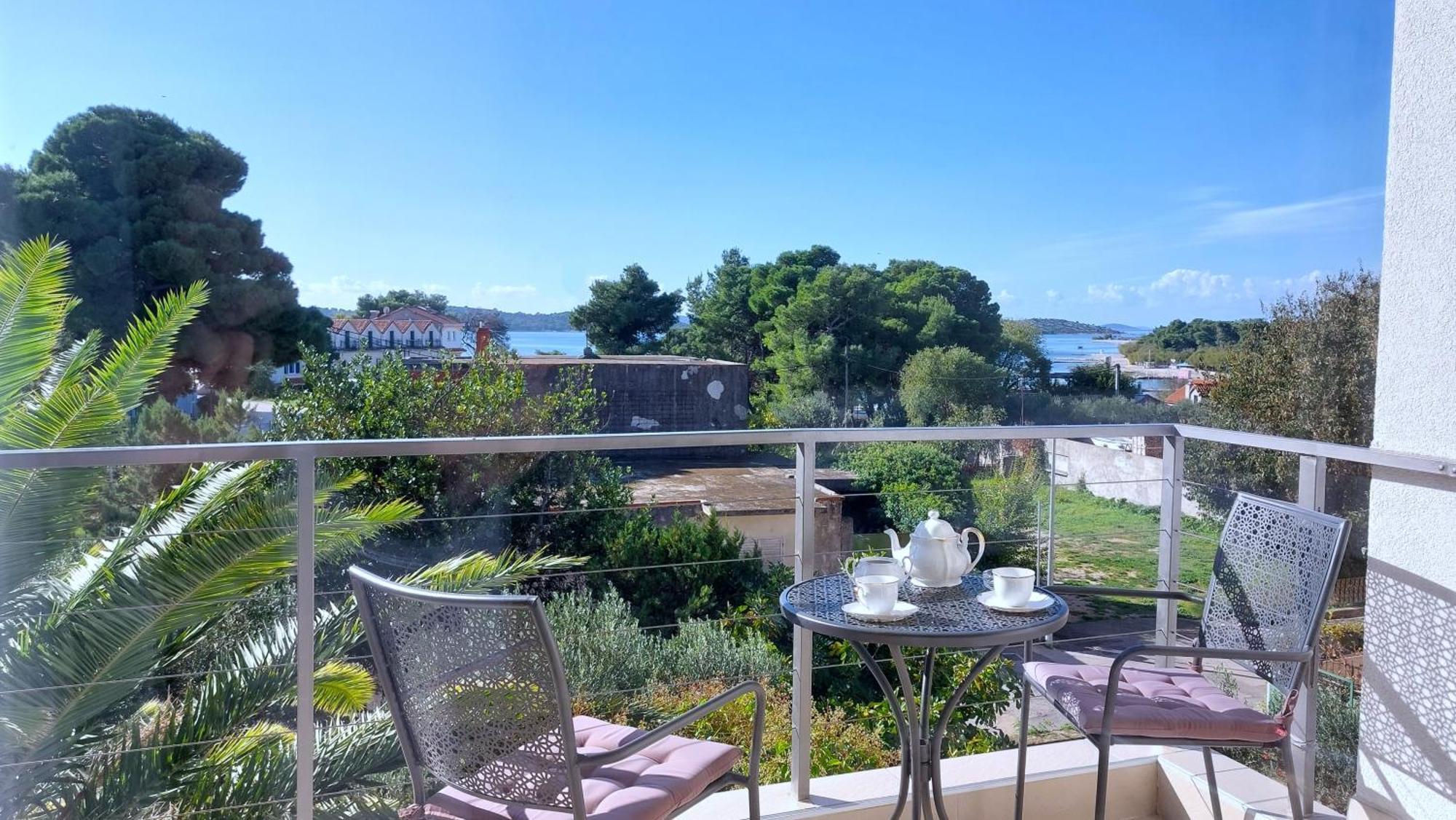 Boutique Apartments Refresh Vodice Esterno foto